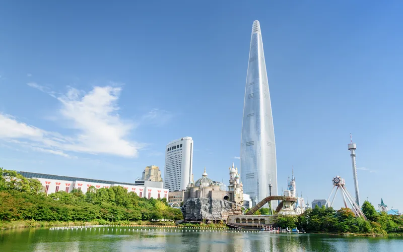 Korean street food and music culture — authentic daily life in Seoul
