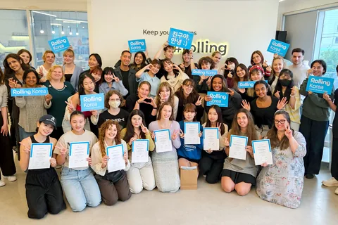 Rolling Korea graduation ceremony — Korean course completion in Seoul